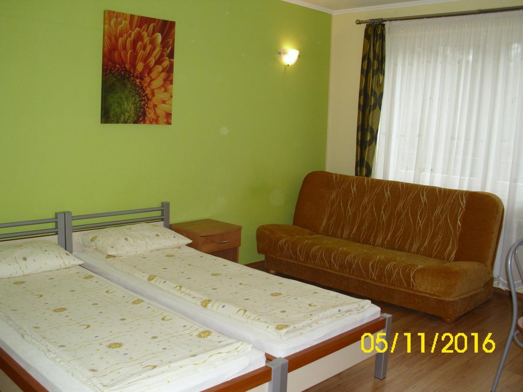 Pokoje Goscinne Luna Miedzyzdroje Exterior foto